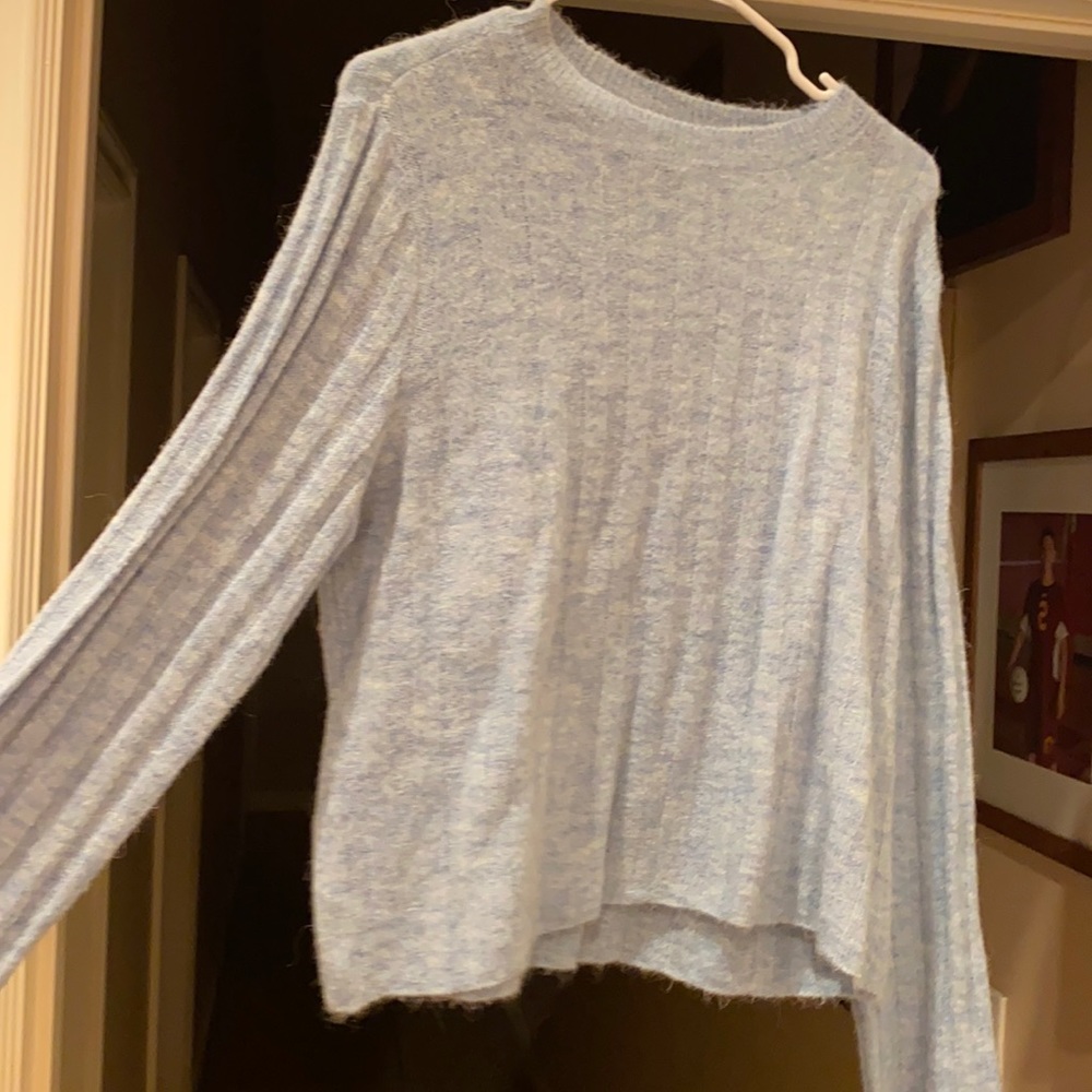 Oversized baby blue top, size M